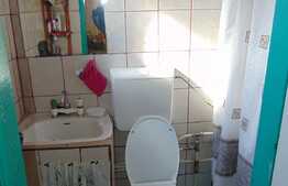 Casa demolabila, 59 mp, teren de 700, front 14,5 ml, zona linistita