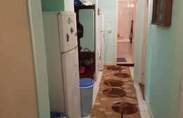 Apartament 4 camere, 82 mp, decomandat, 2 boxe, zona Piata Flora