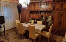 Apartament 4 camere, 82 mp, decomandat, 2 boxe, zona Piata Flora