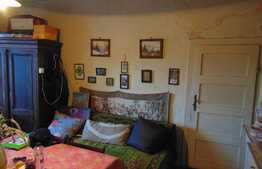 Casa individuala demolabila, 134 mp, 1469 mp de teren, 16 ml, zona Piata Engels