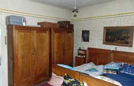 Casa individuala demolabila, 134 mp, 1469 mp de teren, 16 ml, zona Piata Engels