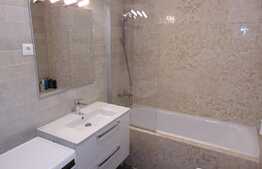 Apartament cu 2 camere, 61 mp, nou, parcare, zona Iulius Mall