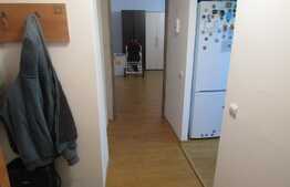De vanzare apartament 2 camere, 57 mp, decomandat, zona VIVO!