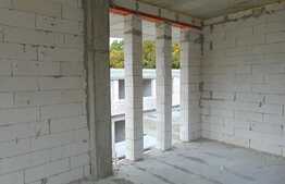 Casa individuala, 340 mp utili, teren de 985 mp, la rosu!