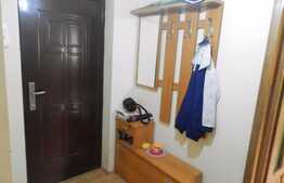 3 camere, 70 mp, etaj intermediar! Garaj! Zona strazii Stejarului! 