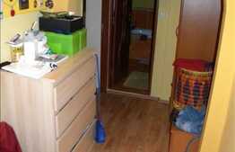 Apartament cu 3 camere, 78 mp utili, decomandat, loc parcare, boxa, zona Billa!