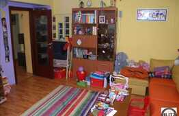 Apartament cu 3 camere, 78 mp utili, decomandat, loc parcare, boxa, zona Billa!