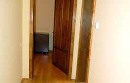 2 camere, 60 mp, imobil tip-casa,  curte, zona FSPAC. Disponibil din Ianuarie