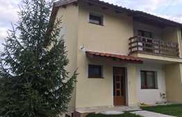 Casa insiruita de 130 mp, teren 197 mp, front stradal 15 ml, zona linistita!