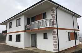 Duplex de vanzare, 120 mp, 370 mp, front 30 ml, semifinisat, zona linistita!