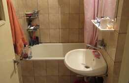 Apartament 2 camere, 47 mp, decomandat, boxa, zona Profi