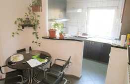 Apartament 4 camere, 81 mp, decomandat, etaj intermediar, boxa, zona Casa Radio