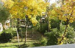 Apartament 4 camere, 81 mp, decomandat, etaj intermediar, boxa, zona Casa Radio