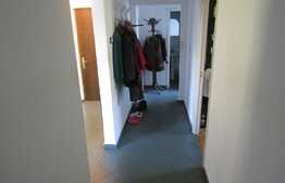 Apartament 4 camere, 81 mp, decomandat, etaj intermediar, boxa, zona Casa Radio