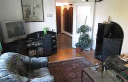 Apartament 4 camere, 81 mp, decomandat, etaj intermediar, boxa, zona Casa Radio