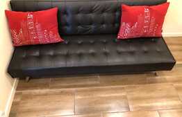 De inchiriat 3 camere in casa, 100 mp, terasa de 60 mp, 2 parcari, zona Grand Hotel Italia