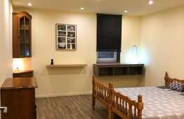 De inchiriat 3 camere in casa, 100 mp, terasa de 60 mp, 2 parcari, zona Grand Hotel Italia