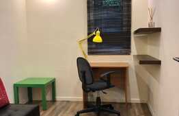 De inchiriat 3 camere in casa, 100 mp, terasa de 60 mp, 2 parcari, zona Grand Hotel Italia