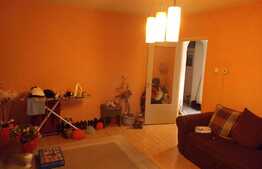 Apartament 3 camere, 76 mp, decomandat, boxa, etaj intermediar, zona Farmec