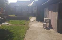 Casa demolabila cu teren de 1518 mp! Zona de case!