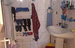 Apartament 3 camere, 70 mp, decomandat, zona Cinema Marasti