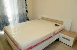 Apartament in culori calde! Totul nou, garaj, zona Complexului Platinia