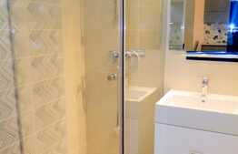 Apartament in culori calde! Totul nou, garaj, zona Complexului Platinia