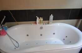 Apartament spatios si luminos! 121,35 mp, 2 parcari, zona The Office