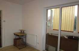 Vanzare garsoniera de 39 mp, balcon de 12 mp! Zona strazii Somesului!