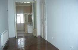 Apartament 2 camere, 80 mp, boxa subsol, zona Bulevardului Eroilor