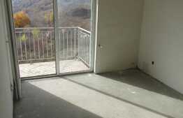 Apartament 4 camere, 100 mp, imobil nou, semifinisat, zona Restaurantului Roata