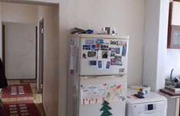 Apartament 4 camere, 81 mp, decomandat, parcare, boxa, zona strazii Gruia