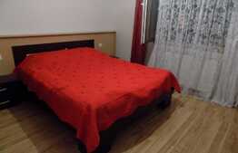 Apartament de vanzare, 2 camere, 58 mp, pod de 30 mp, zona strazii Sesul de Sus