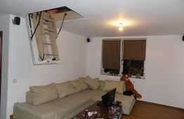 Apartament de vanzare, 2 camere, 58 mp, pod de 30 mp, zona strazii Sesul de Sus