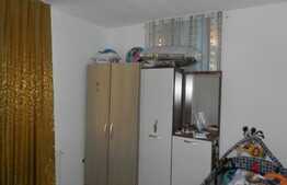 Apartament de vanzare, 2 camere, 57 mp, loc de parcare, zona strazii Eroilor