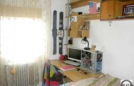 Vanzare 3 camere, imobil izolat termic la 2 minute de Profi, cu parcare si boxa