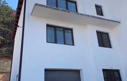 Duplex de vanzare, 119 mp utili, teren 297 mp, semifinisat!