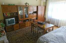 3 camere, 77 mp, decomandat, etaj intermediar, boxa subsol, zona Calea Manastur