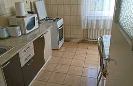 3 camere, 77 mp, decomandat, etaj intermediar, boxa subsol, zona Calea Manastur