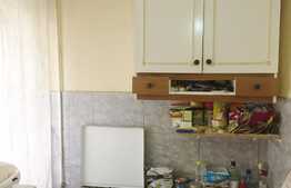 De vanzare garsoniera, 22 mp, etaj intermediar, zona Casa Piratilor