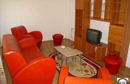 2 camere in zona Floresti!