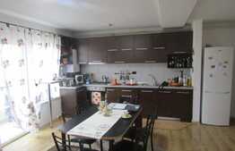 2 camere, 51 mp utili + 40 mp pod, parcare, zona strazii Florilor!