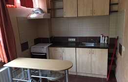 Garsoniera de vanzare, 32 mp, decomandata, boxa, zona Minerva