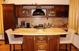 Duplex 170 mp utili, teren de 350 mp, front 15 ml, zona linistita