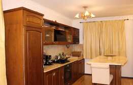 Duplex 170 mp utili, teren de 350 mp, front 15 ml, zona linistita