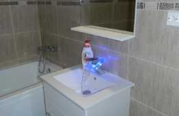 Apartament 2 camere, 44 mp, prima inchiriere, zona strazii Traian