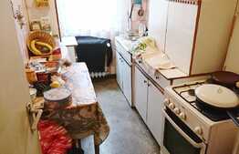  2 camere, 41 mp, etaj intermediar, boxa la subsol, zona strazii Primaverii