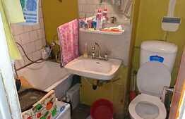  2 camere, 41 mp, etaj intermediar, boxa la subsol, zona strazii Primaverii