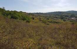 Teren intravilan 1522 mp, front stradal 50 ml, zona linistita