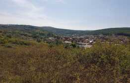 Teren intravilan 1522 mp, front stradal 50 ml, zona linistita